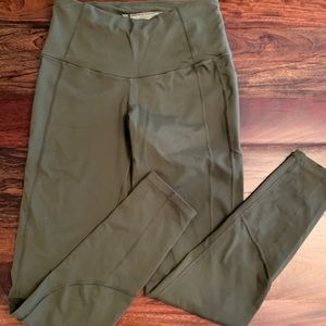 Victoria Secret Olive Green Leggings Size Medium
